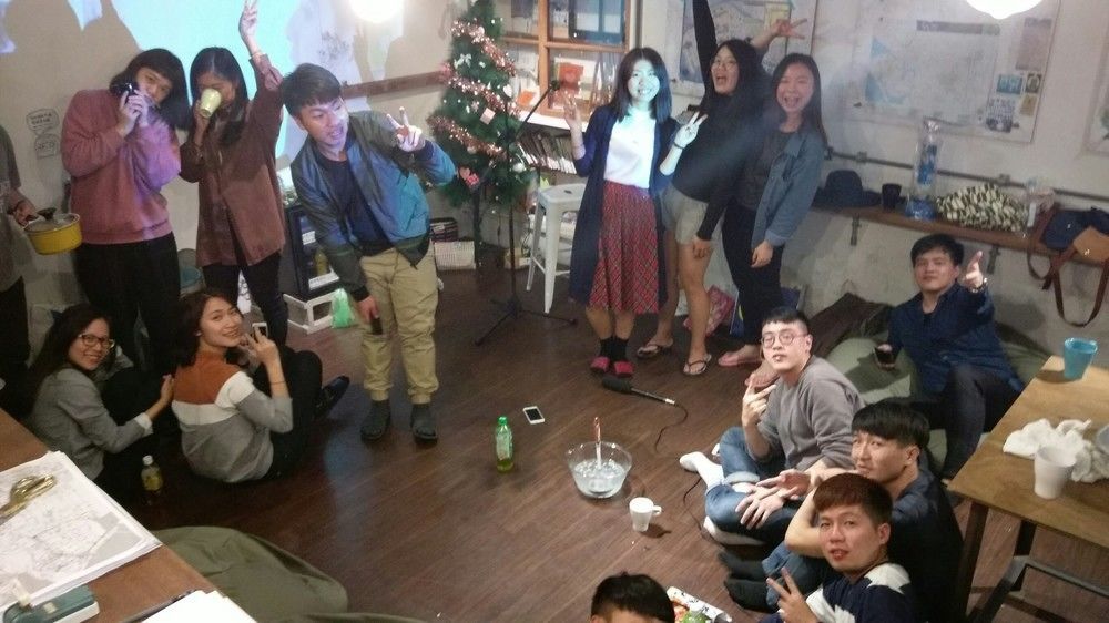 โอลด์ แมน แคปชั่น โฮสเทล II ไถหนาน ภายนอก รูปภาพ